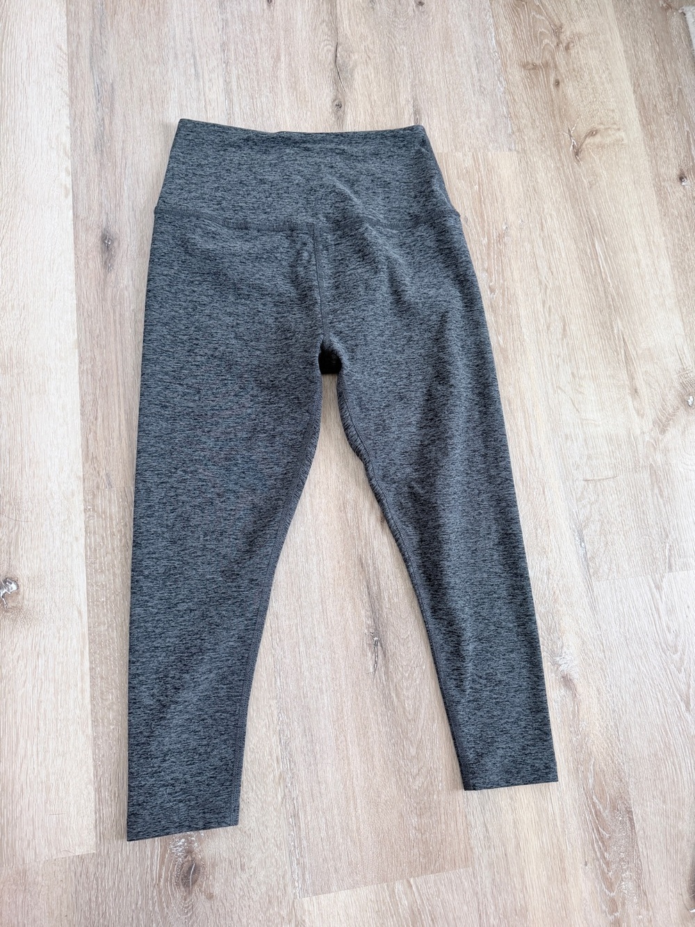 NWOT Beyond Yoga High-Waist Heather Gray Leggings